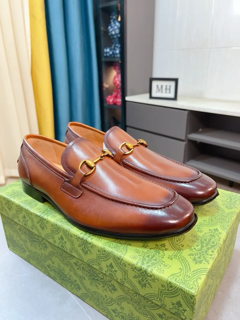 Men's shoes 💰500🌹🌹【GUCCI】The most popular classic Gucci leather shoes. Synchronized with the official website, the upper is made of Italian first-layer cowhide ➕cowhide lining, with unique brand and unique craftsmanship. Highlighting the hot style of the new year. Stop hesitating, stop wandering, get it now. Number: 38--44